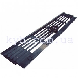 Решётка радиатора Эталон Е-2 передняя /чёрная/ Индия